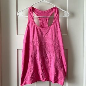 Swiftly Tech Razorback Tank Top